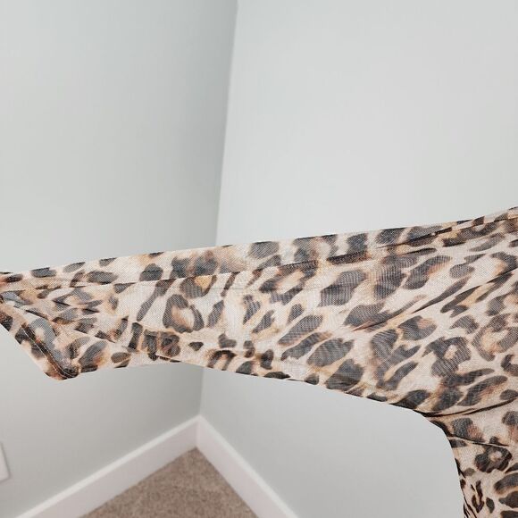 CHICOS WOMEN'S OCELOT PRINT MESH TOP SIZE 1 OR MEDIUM - Picture 6 of 12